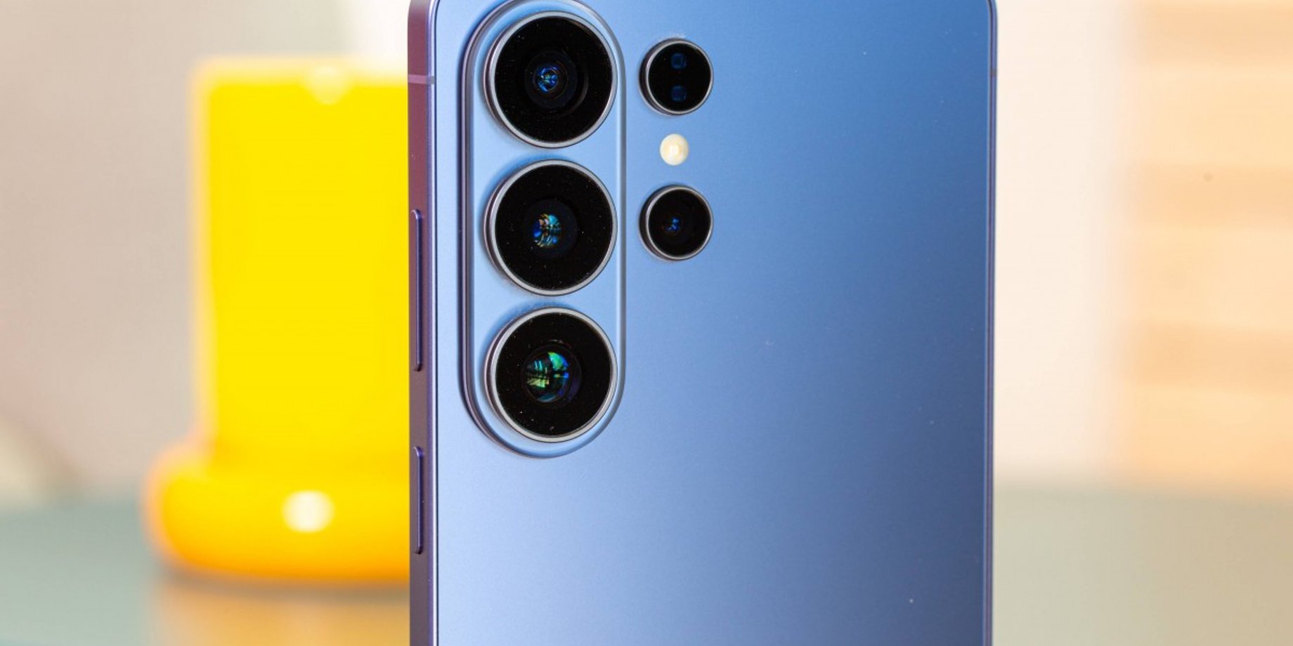 Samsung представила сенсор ISOCELL HPC з 200-мегапіксельною камерою та технологією DeepPix