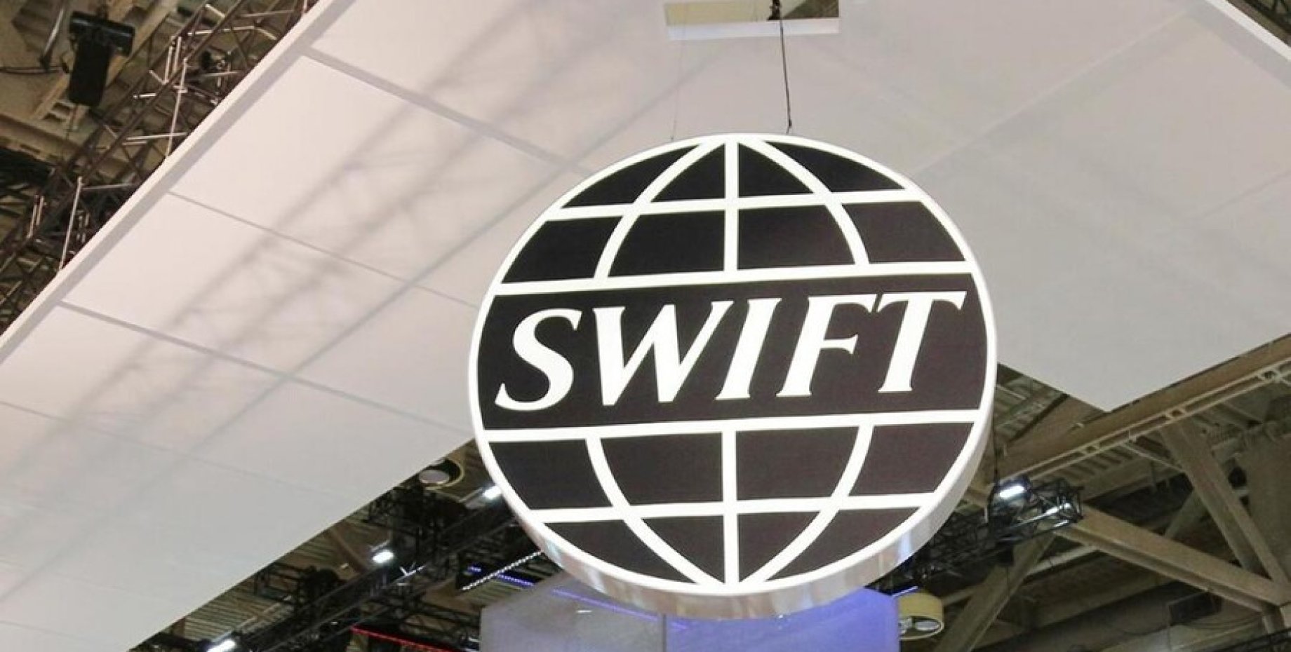 Цб swift. Система Swift что это такое. Swift Международная межбанковская система. Отключение российских банков от Swift. Свифт значок.