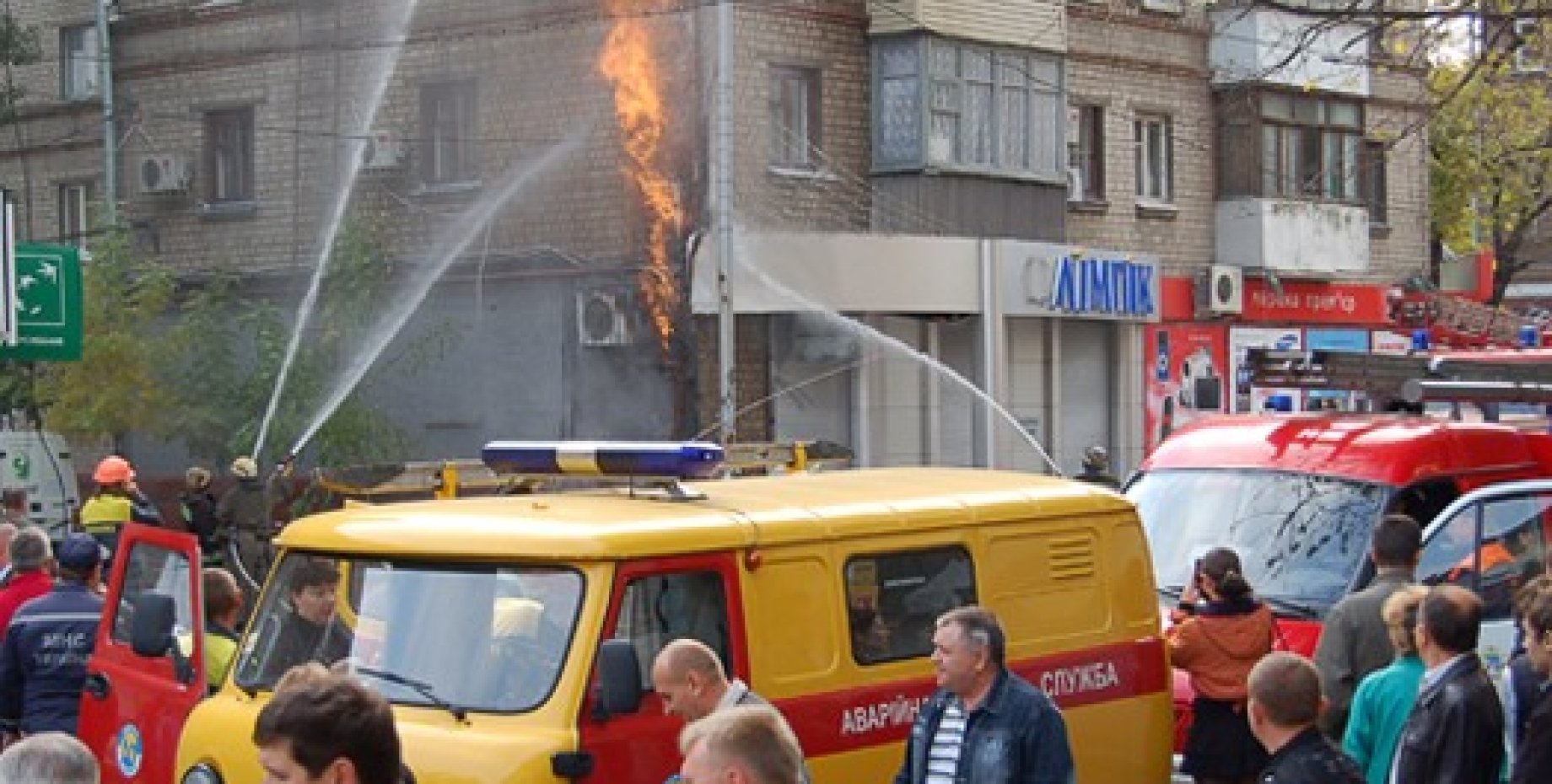 голые бабы в небо летят в баню попал реактивный снаряд фото 75