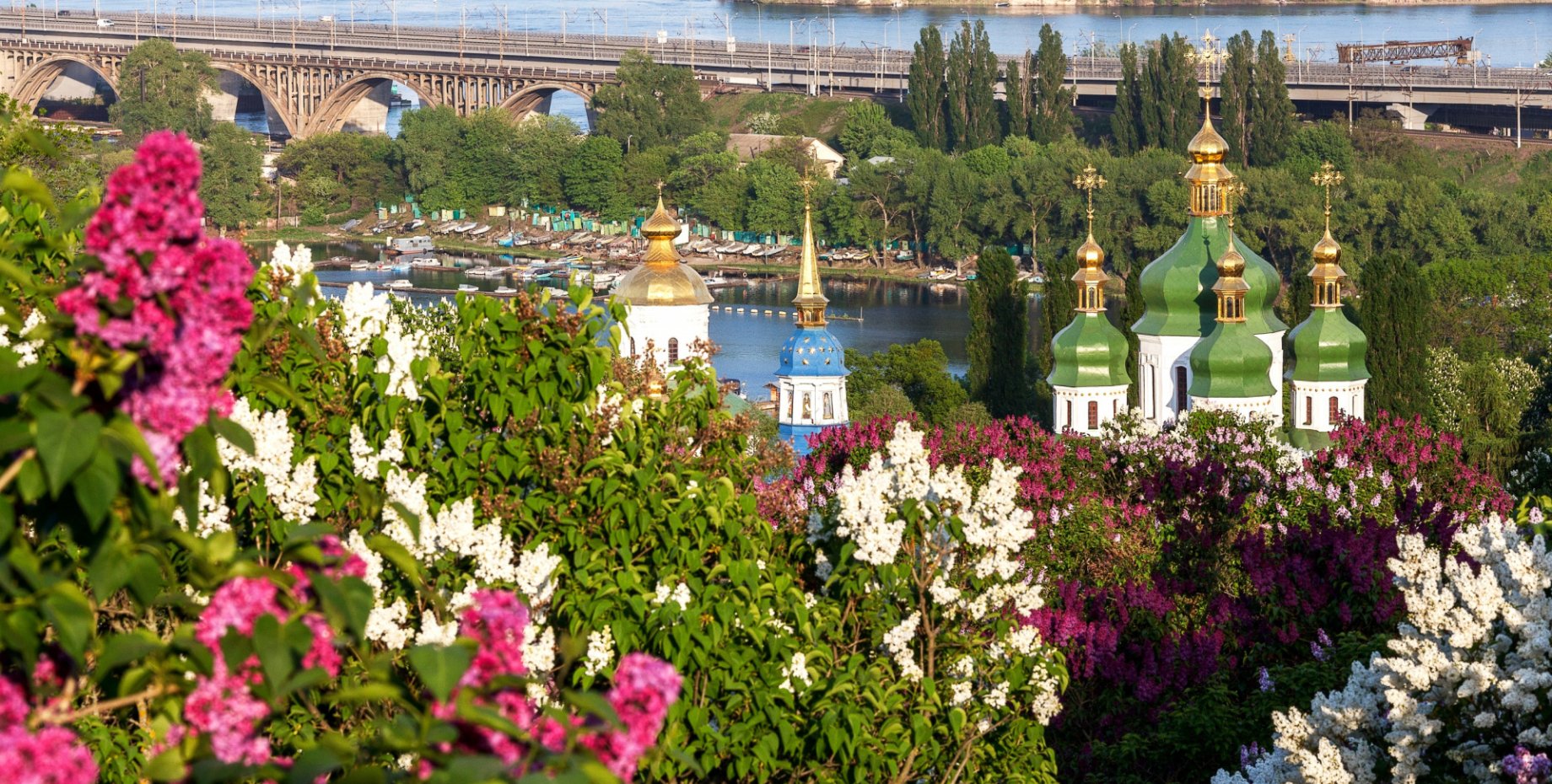 Киев май. Киев. Киев храм Весна. Киев весной. Киев в мае.