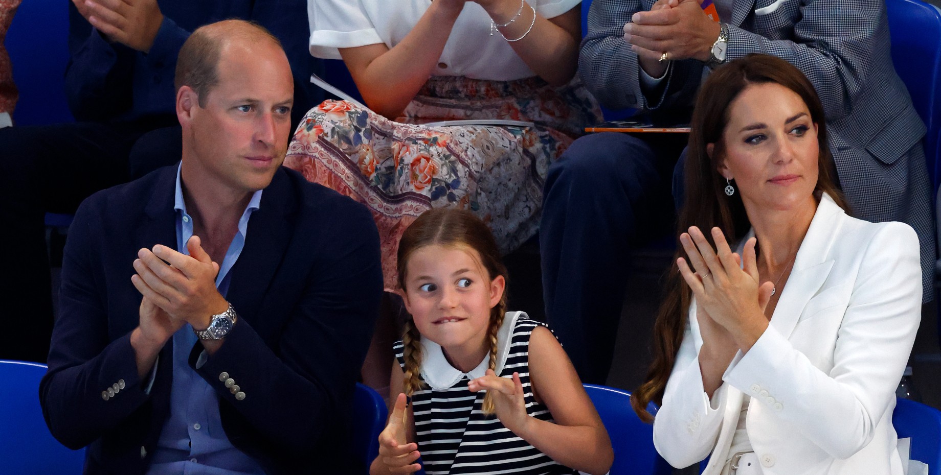 Джордж сын кейт миддлтон. Дети уильяма и кейт 2024. Дети уильяма и кейт 2024. Дети кейт миддлтон и принца уильяма. Принц уильям и кейт дети.