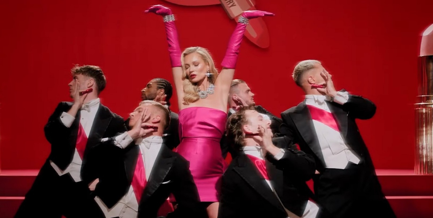 Кейт Мосс з'явилася в культовому образі Мерилін Монро — 50-річна ...