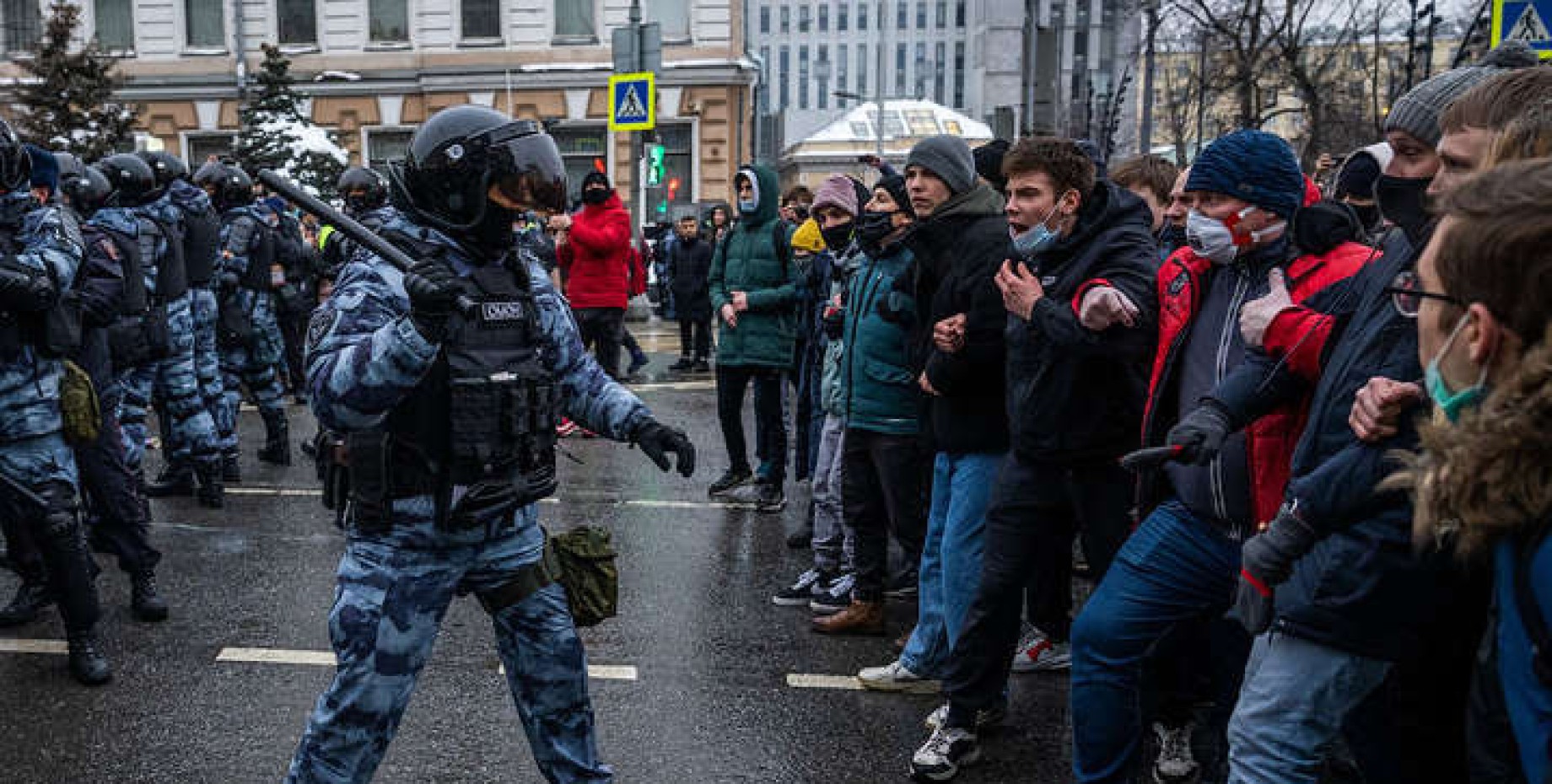 Протестующие москва. Акция кпрф на пушкинской площади в москве. Пушкинская площадь москва митинг 23. Митинг навального 2021 в москве. Пушкинская площадь москва митинг 23.