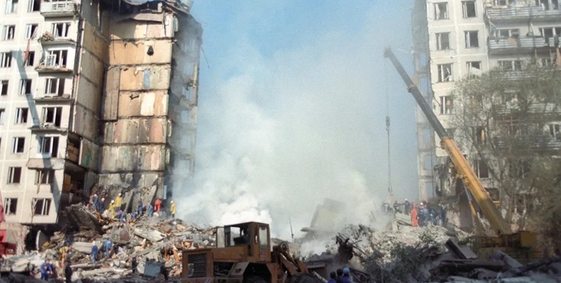 Взорвали дома в москве каком году. Взрывы на каширке и Гурьянова 1999. Взрыв в Москве на улице Гурьянова в 1999 году. Теракт на улице Гурьянова 1999. Взрыв дома на улице Гурьянова 1999.