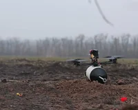 Пролетел 42 км до ангара: FPV-дрон на оптоволокне "Мадяра" взорвал танк РФ в тылу (видео)