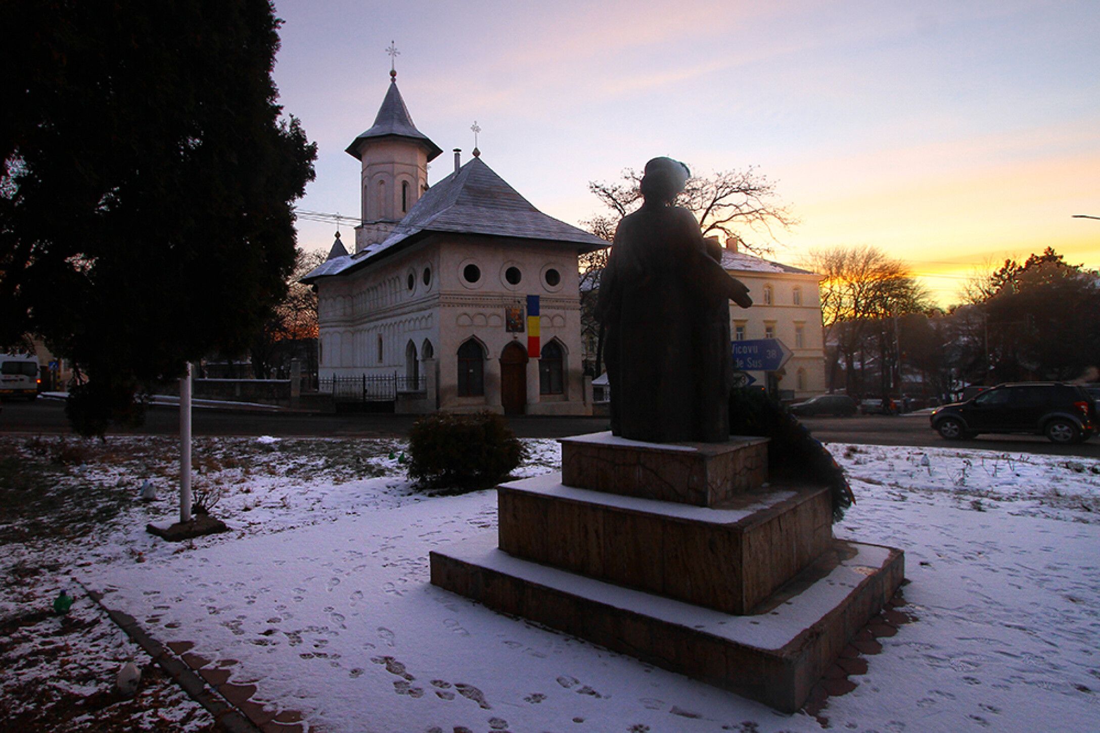 Кроссовки томис румыния фото