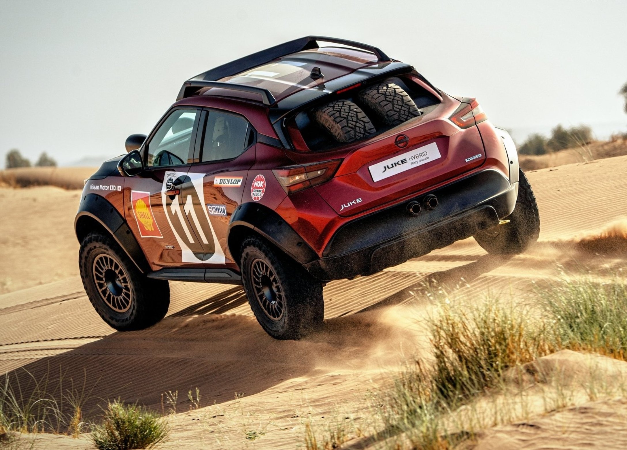 Огромные шины и нет заднего стекла: как выглядит самый экстремальный