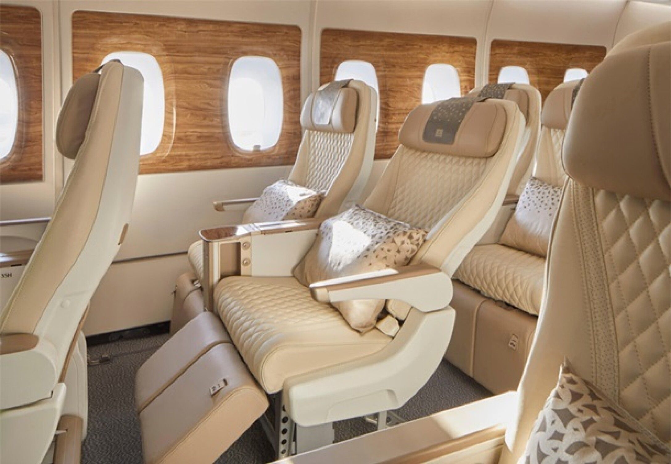 Авиакомпания Emirates представила салон нового класса обслуживания