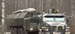 В Беларуси впервые показали РК "Орешник" на боевом дежурстве: три машины, рота солдат (видео)