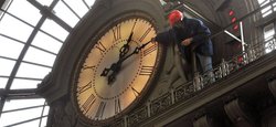 Перехід на літній час: у якій країні перевели стрілки першими і до чого тут Рузвельт зі 100 доларів
