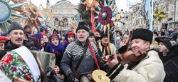 Колядки і щедрівки: у чому різниця між різдвяними традиціями