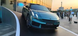900 сил і запас ходу 800 км: на ринок вийшов електрокар від Geely і Volvo за $25 000 (фото)