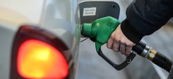 Бензин по 70 гривен за литр: кто виноват в кризисе и почему дефицита топлива на самом деле нет