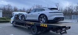 "Превратились в кирпичи": россиянам заблокировали сотни Porsche через спутник