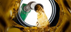 Ситуация на АЗС: в Украине прогнозируют новый скачок цен на топливо с дизелем до 95 грн