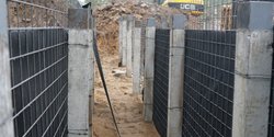 Четырехметровый забор без камер, но с "Егозой": как защищена граница с Беларусью (видео)