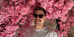 Известный комик женился: что известно о его новоиспеченной жене (фото)