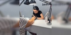 60 маникюрів за 24 години: майстриня з Києва встановила світовий рекорд (відео)