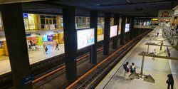 Украинец парализовал работу метро в Варшаве и серьезно поплатился за это, — СМИ