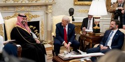 В обхід МАГАТЕ і процедур: Саудівська Аравія отримає від Трампа дозвіл на "власну ядерку" — CNN
