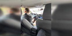 Польский таксист в Варшаве спел пассажирам на украинском языке и покорил интернет