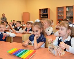 В школу через поліцію: у Міносвіти нагадали, що пропускати уроки без поважних причин не можна