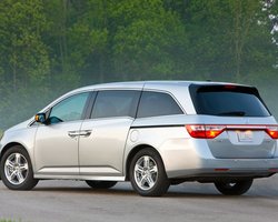 Honda представила новый минивэн