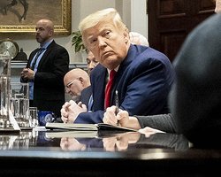 Трамп требовал от властей Джорджии "найти" голоса для победы в штате,  – WP