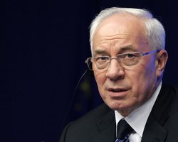 Азаров: Мы готовы пойти на компромисс в языковом законе