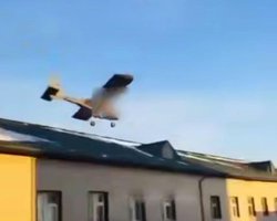 Удар по базі ОМОН у Грозному: ГУР закуповує вживані A-22 для далекобійних БПЛА, — Forbes