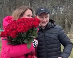 Украинский воин сделал предложение любимой через 9 дней после возвращения из плена (видео)