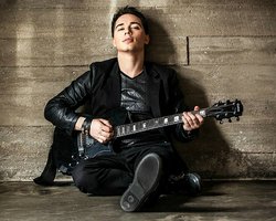 Газманов-младший получил медаль за участие в сирийской войне