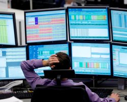 Оживут комплексно: Минюст о предоставлении услуг без госреестров и об их восстановлении (видео)