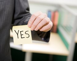 Дефолт откладывается. Что с госдолгом: кто и когда будет выплачивать валютные долги Украины