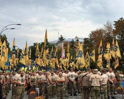 В "Нацкорпусе" отвергают причастность к обстрелу автобуса под Харьковом