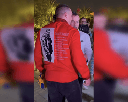 Усик появился на взвешивании в вышиванке с изображением Мациевского (фото, видео)