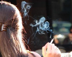 Огонь без дыма. Курильщики объявляют войну табачникам