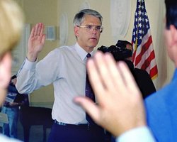 В 2010 году американский бизнес поддерживал Януковича, - экс-посол США