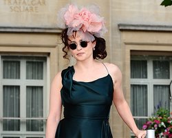 Актрисе Хелене Бонем Картер присвоили орден Британской империи