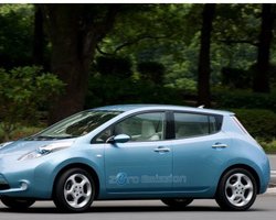 Nissan покажет в Париже новый концепт электромобиля