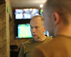 Нарощують диверсії в тилу: Сирський розповів про тактику "тотального просочування" росіян