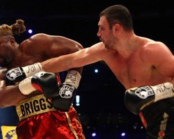 Шеннон Бриггс подал в суд на Виталия Кличко