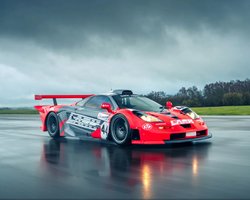 Легендарний суперкар McLaren оцінили в понад 20 мільйонів доларів (фото)