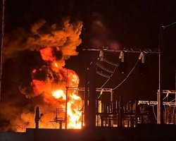 Українські дрони зупинили 17% НПЗ РФ: як це підвищує прибутки США, — Reuters