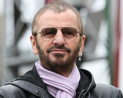 Ринго Старр наградили орденом За заслуги в искусстве и литературе