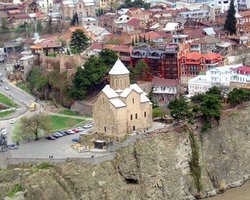 Из-за жары во всей Грузии пропало электричество 