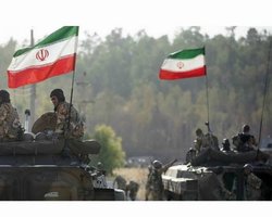 Война в Нагорном Карабахе: Иран перебросил танки на границу с Азербайджаном