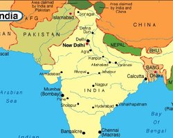 Индия рекордно повысила цены на бензин внутри страны