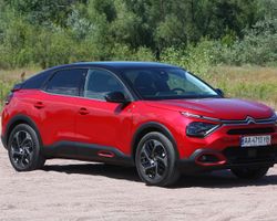 Электромобиль по-французски: тест-драйв нового Citroen e-C4