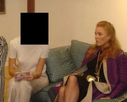 Боится повестки в суд: Сара Фергюсон срочно ищет защиты у влиятельных друзей после громкого разоблачения на курорте